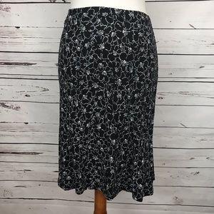 Jones New York Black & White Floral Skirt Size M